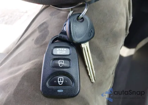 2019 Hyundai Elantra Sel from USA, damaged, VIN KMHD84LF5KU767660